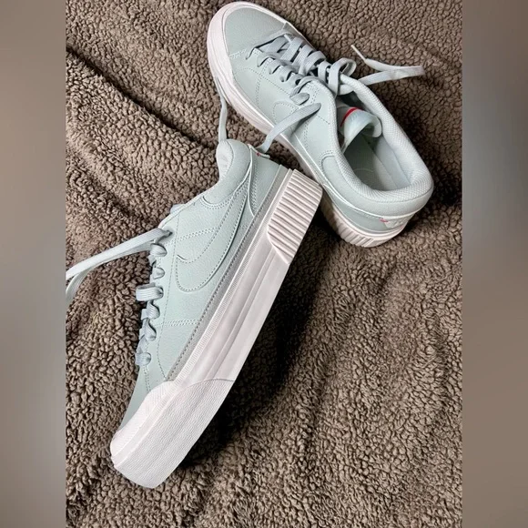 BNIB Nike Court Legacy Lift Women’s 8.5 - Picture 13 of 13